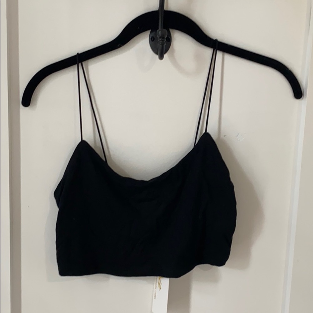 Black cropped tank NWT